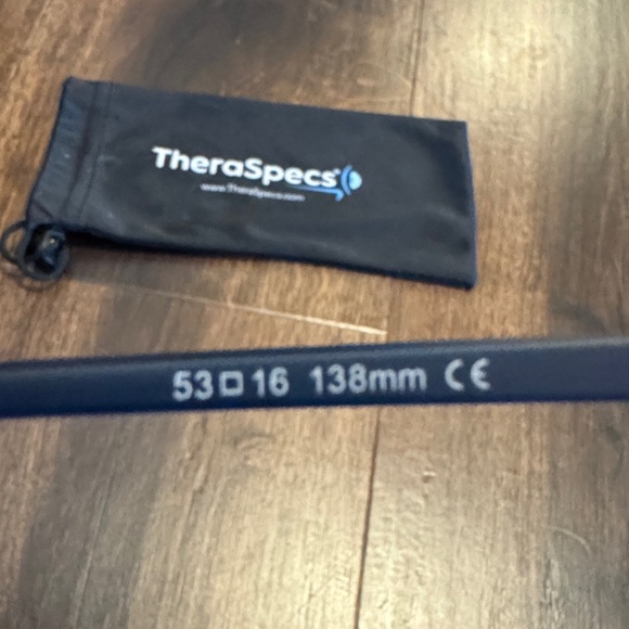 TheraSpecs Betty Ultra Lightweight Cat Eye Sunglasses main image 4